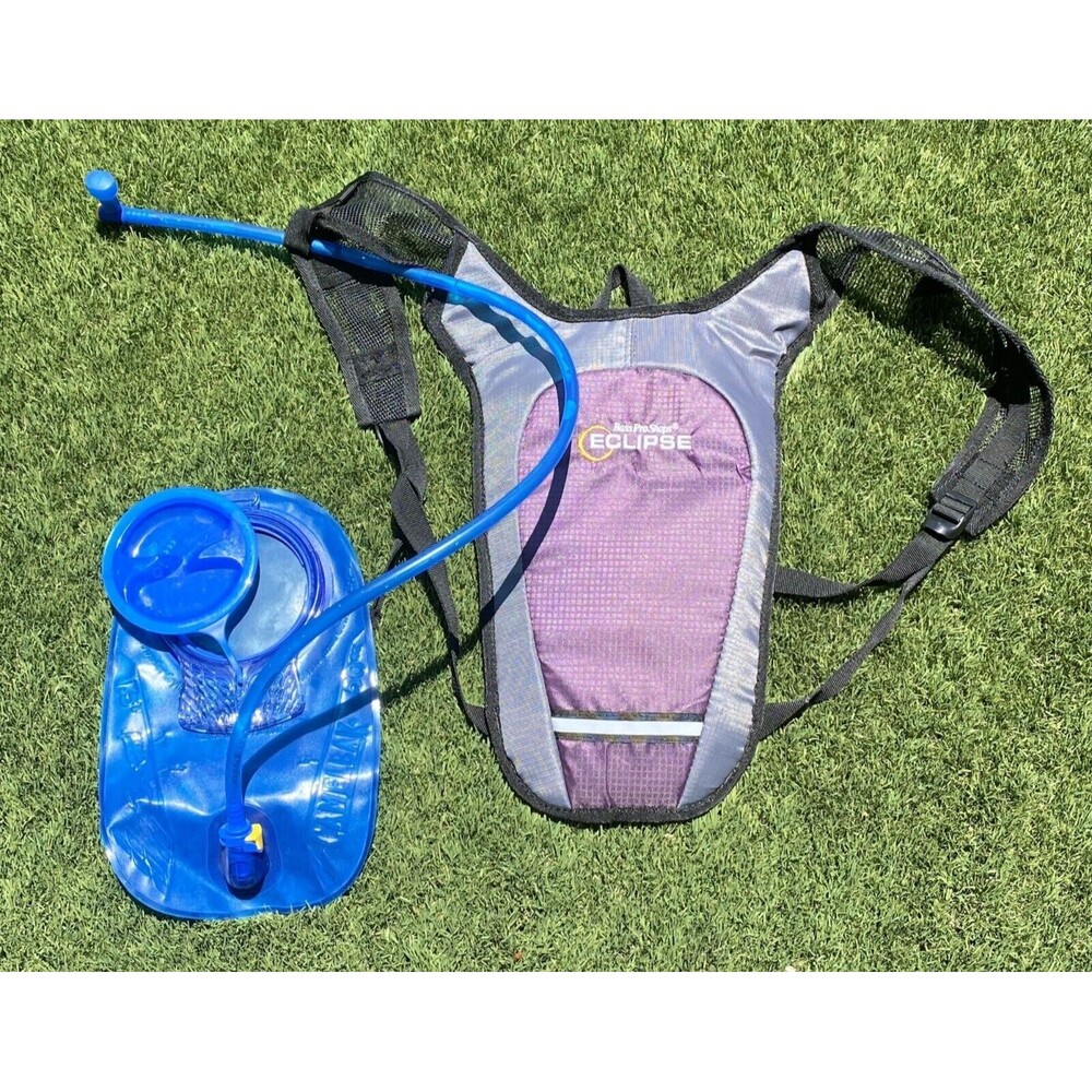 Bass Pro Shops Eclipse 1.5L Hydration Pack Purple Dark Gray EUC